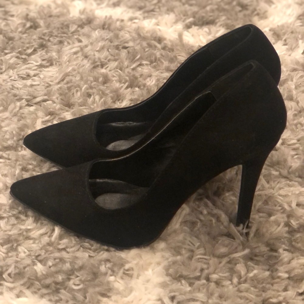 Charlotte Russe Black Pointed Heels.